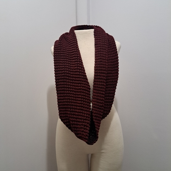 Rampage Red And Black Knit Infinity Scarf - Picture 2 of 11